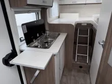 Fahrzeugbild Carado V347 Pro+ RFK/Navi/Markise/Clever Lift Bett #9