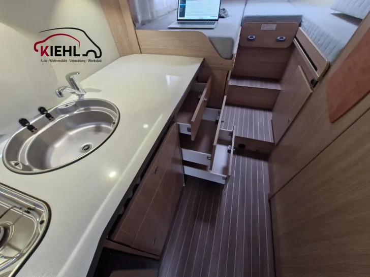 Fahrzeugbild Glücksmobil T 660 *SAT+TV*Duo-Control*AHK*1. Hand* #18