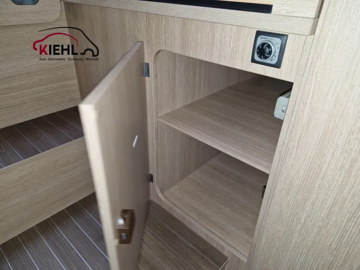 Fahrzeugbild Glücksmobil T 660 *SAT+TV*Duo-Control*AHK*1. Hand* #26