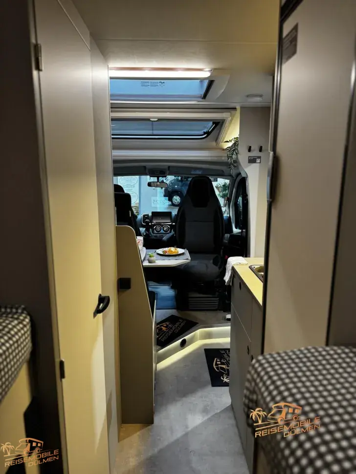 Fahrzeugbild LMC Tracer V 670 Automatik #19