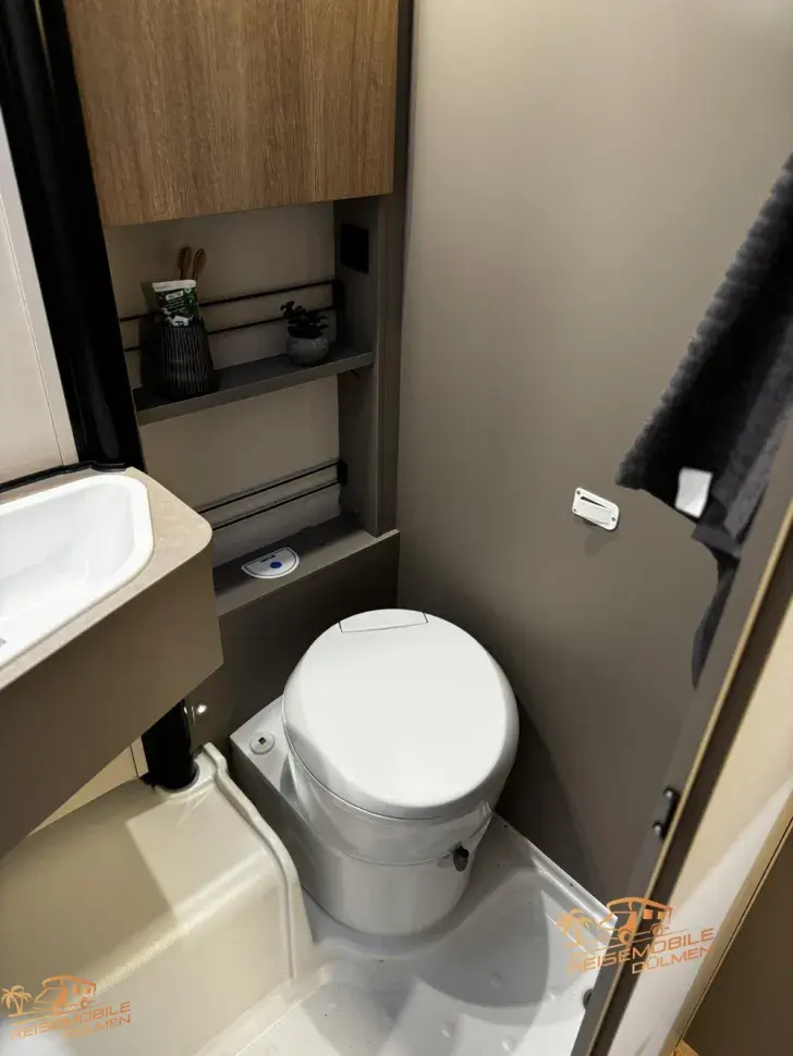 Fahrzeugbild LMC Tracer V 670 Automatik #22