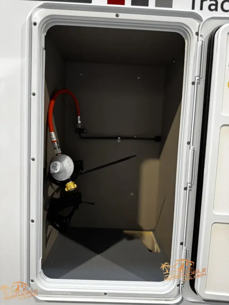 Fahrzeugbild LMC Tracer V 670 Automatik #26