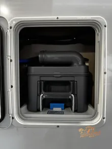 Fahrzeugbild LMC Tracer V 670 Automatik #29