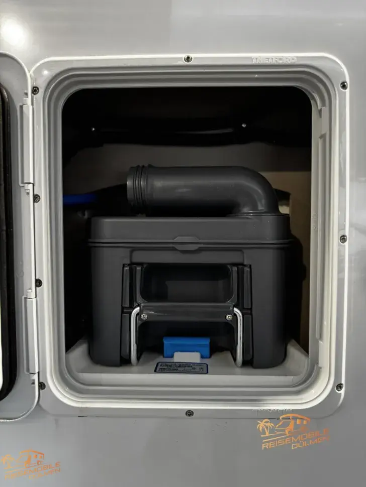 Fahrzeugbild LMC Tracer V 670 Automatik #29