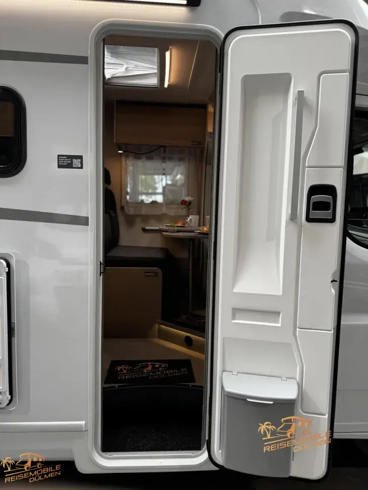 Fahrzeugbild LMC Tracer V 670 Automatik #30