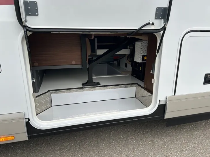 Fahrzeugbild Carthago chic c-line I 4.9 LE L #24