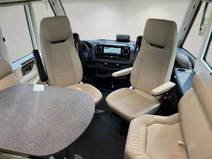 Fahrzeugbild Carthago chic c-line I 4.9 LE #11