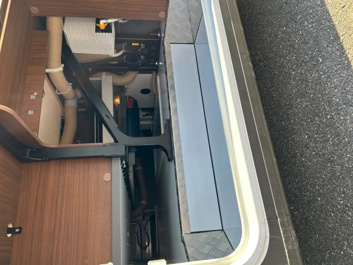 Fahrzeugbild Carthago chic c-line I 4.9 LE #26