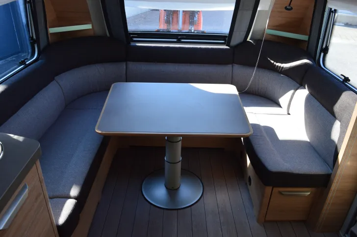 Fahrzeugbild Knaus Südwind 580 UF Black Selection #19