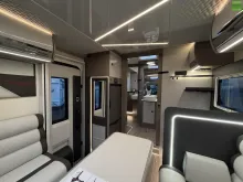 Fahrzeugbild Roller Team Zefiro Power Edition 266 TL 400W Solar 2xLithium #11