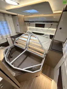 Fahrzeugbild Roller Team Zefiro Power Edition 266 TL 400W Solar 2xLithium #23