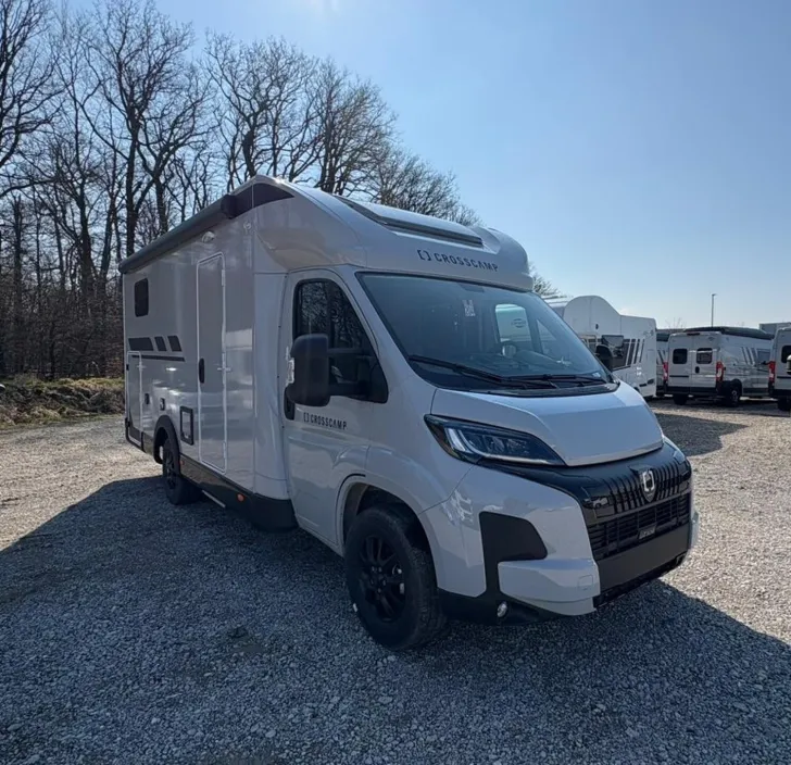Fahrzeugbild Crosscamp EXPDN 7.0 E Peugeot SALE: spare bis zu 11000 EUR #1