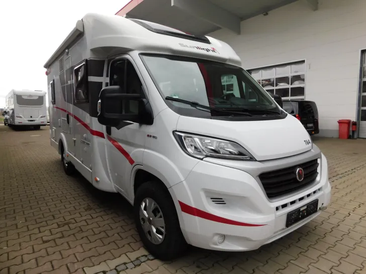 Fahrzeugbild Sunlight T 64 Hubbett, Solar, Wechselrichter, SAT, Klima #4