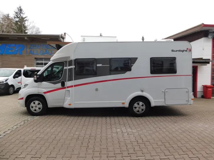 Fahrzeugbild Sunlight T 64 Hubbett, Solar, Wechselrichter, SAT, Klima #7