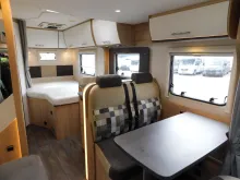 Fahrzeugbild Sunlight T 64 Hubbett, Solar, Wechselrichter, SAT, Klima #10