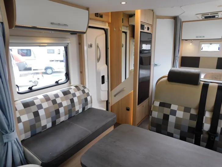 Fahrzeugbild Sunlight T 64 Hubbett, Solar, Wechselrichter, SAT, Klima #11