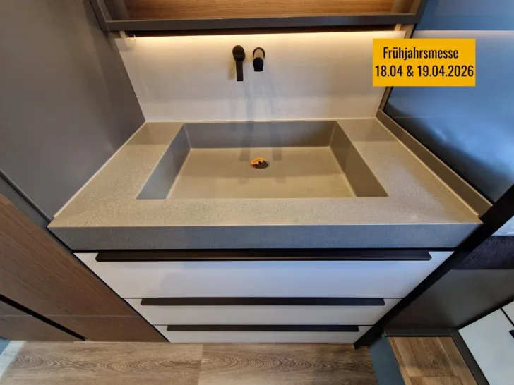 Fahrzeugbild Niesmann + Bischoff Flair 880 #24