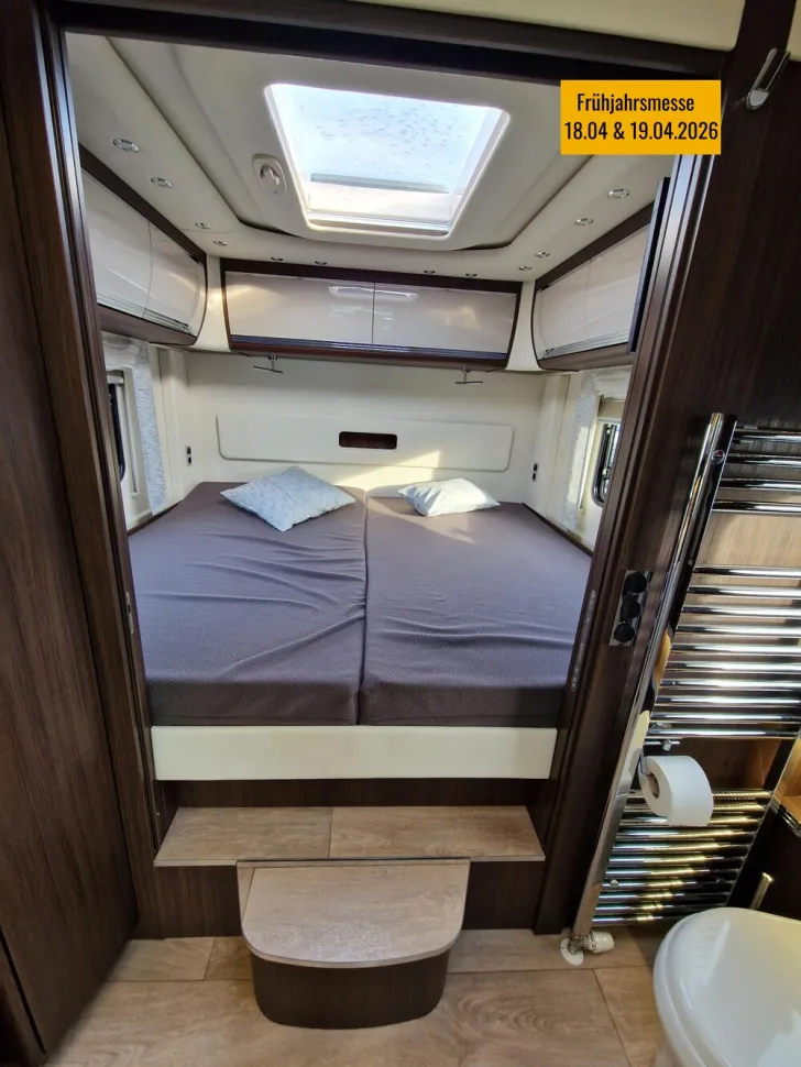 Fahrzeugbild Morelo Empire Liner 93 LO Slide Out #23