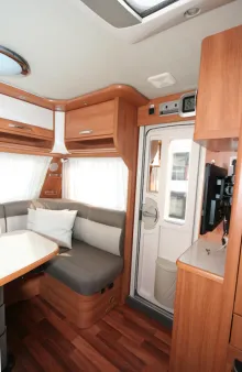 Fahrzeugbild Hymer Eriba Nova 465 Luxusline #6