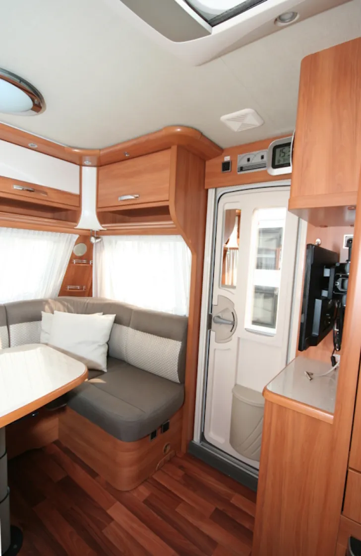 Fahrzeugbild Hymer Eriba Nova 465 Luxusline #6