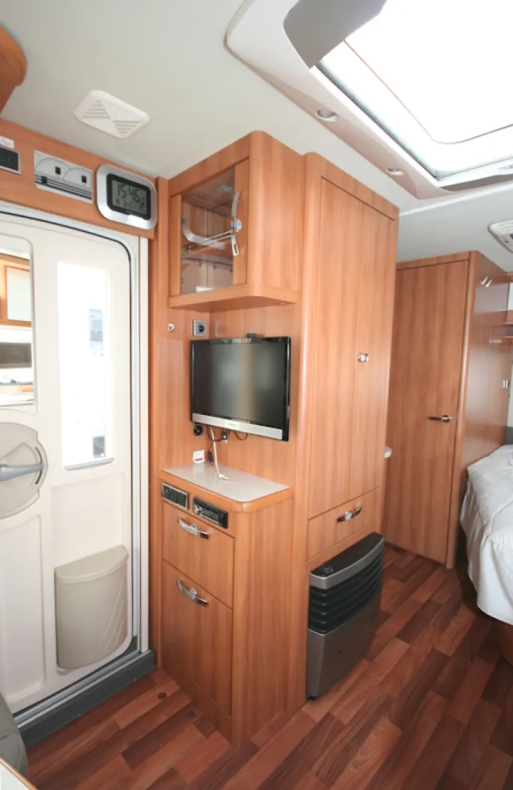 Fahrzeugbild Hymer Eriba Nova 465 Luxusline #13