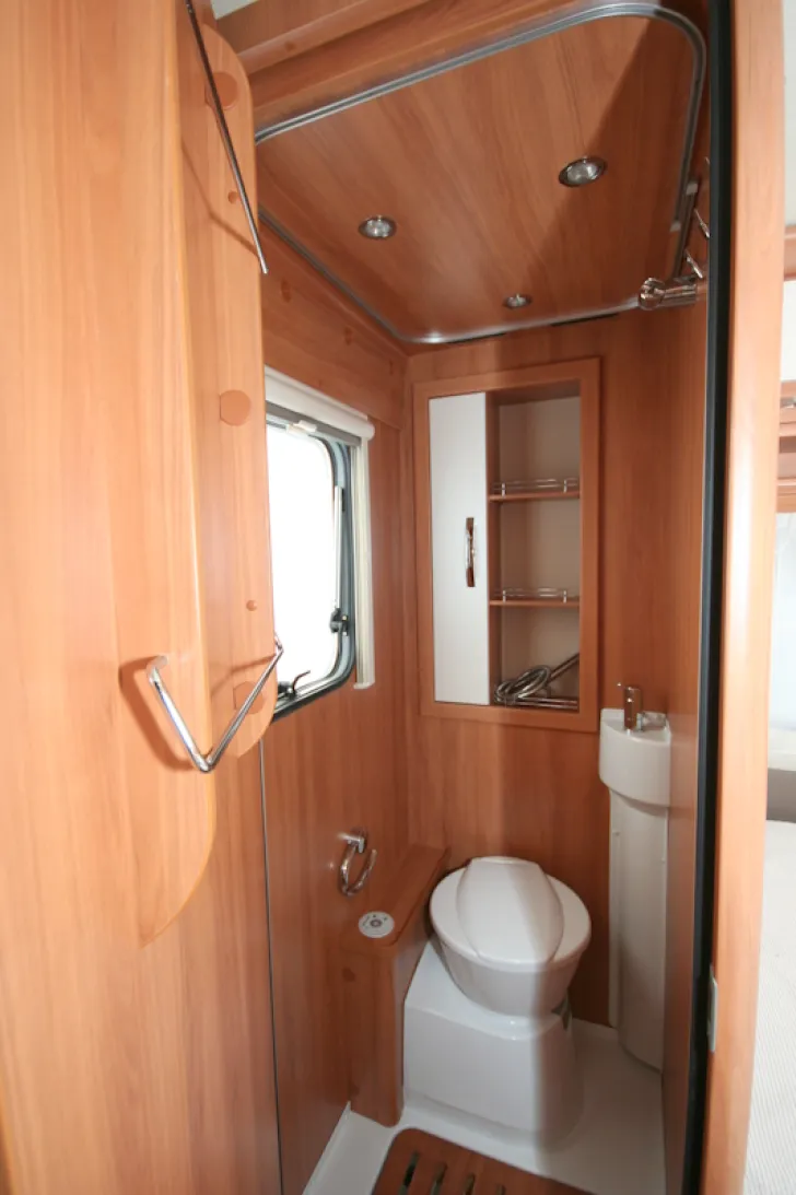 Fahrzeugbild Hymer Eriba Nova 465 Luxusline #15