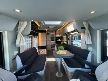 Fahrzeugbild Concorde Charisma 910 MI Graphite Edition MirrorC*Li-Ion #13