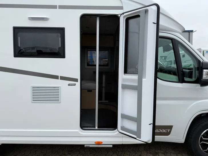 Fahrzeugbild GIOTTILINE Compact CX66 Premiere, MATIC, SOLAR, LITHIUM #11