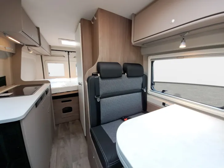 Fahrzeugbild Carado CV 600 Markise, Optik Paket 2, Basic Paket #8