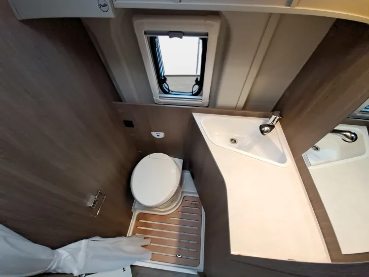 Fahrzeugbild Carado CV 600 Markise, Optik Paket 2, Basic Paket #13