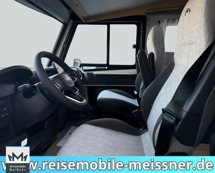 Fahrzeugbild Mooveo Int 72EBF #10