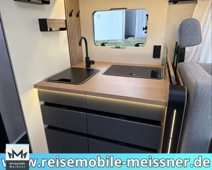 Fahrzeugbild Mooveo Int 72EBF #13