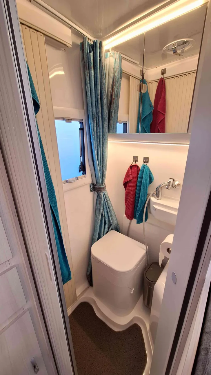 Fahrzeugbild Ford Ranger + UNICA MXD260 #9