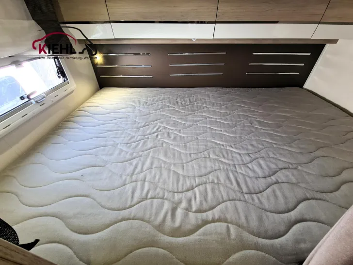 Fahrzeugbild Chausson Flash C 714 GA *Brennstoffzelle*Mitnahme Hund* #19