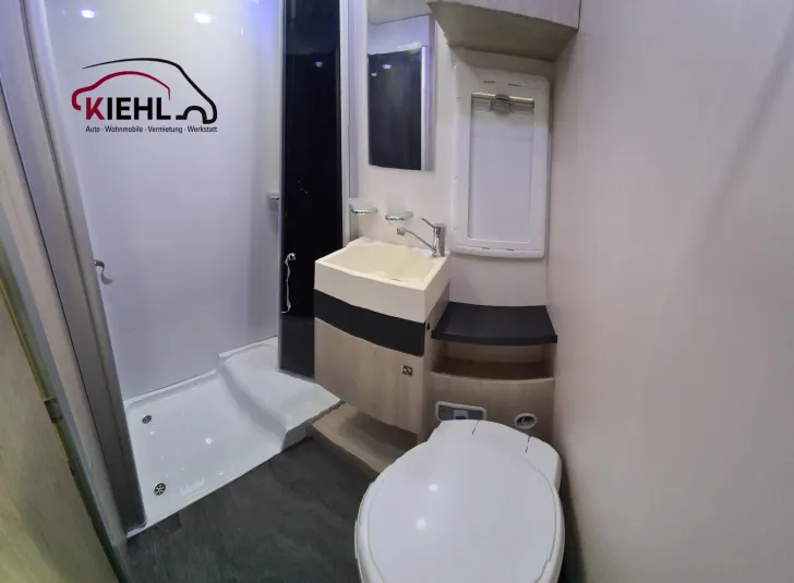 Fahrzeugbild Chausson Flash C 714 GA *Brennstoffzelle*Mitnahme Hund* #26