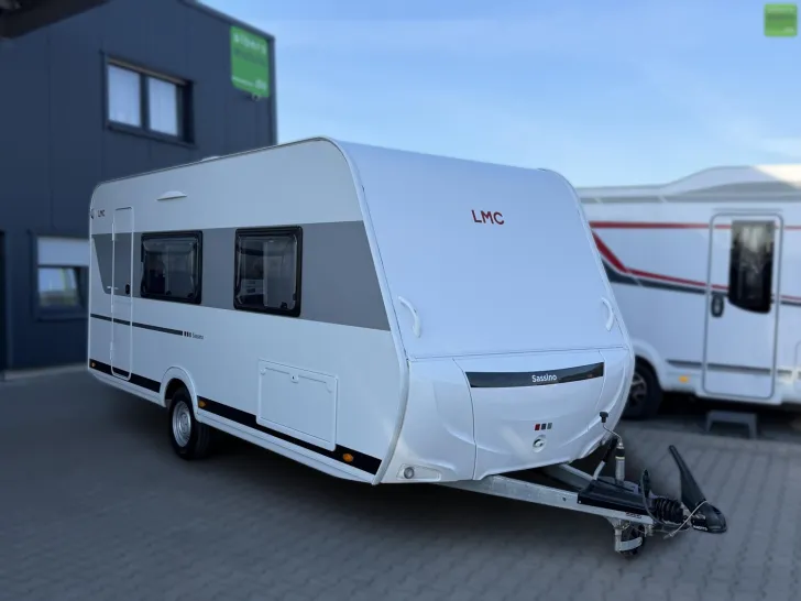 Fahrzeugbild LMC Sassino 450 D 1500kg XXL-Bett 157x200cm #1