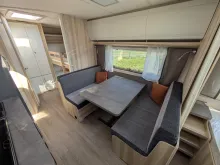 Fahrzeugbild Hobby De Luxe 545 KMF 2000kg/Zulassung 100/Alu/Antischlinger-Kupplung #5