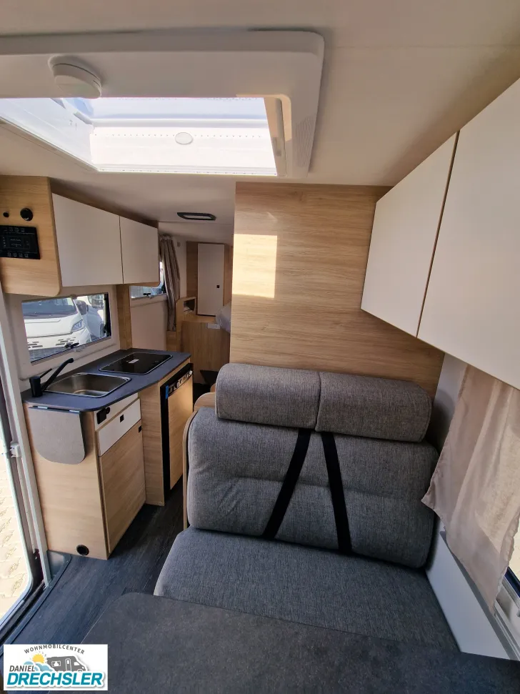 Fahrzeugbild Challenger S215 Break Edition #9