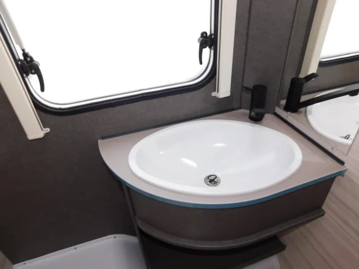 Fahrzeugbild Dethleffs c-joy Active 480 QLK Verfügbar ab November 2026 #17