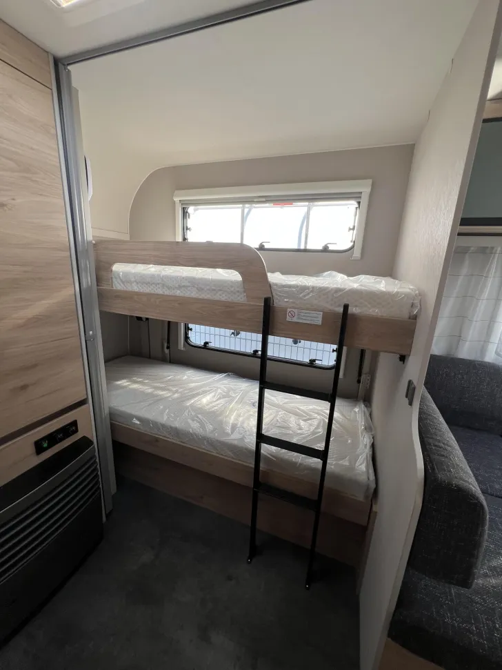 Fahrzeugbild Dethleffs Camper 540 QMK *2000 kg*Tür mit Fenster*ATC* #14