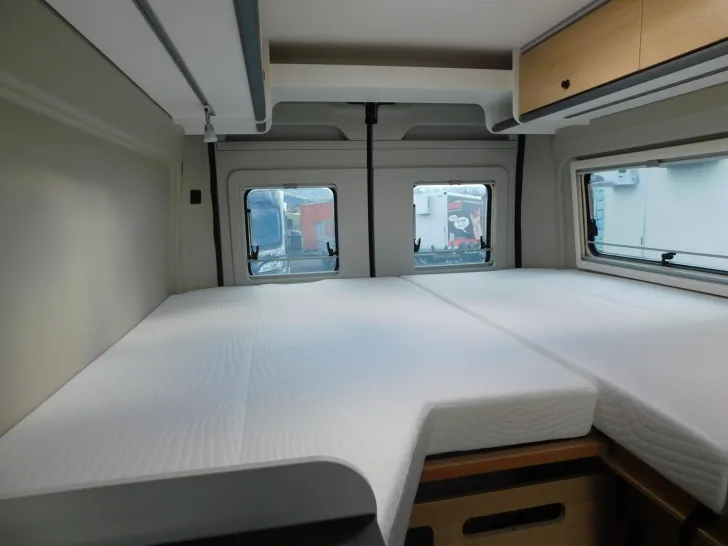 Fahrzeugbild Sunlight Cliff X 640 Verfügbar ab November 2026 #18