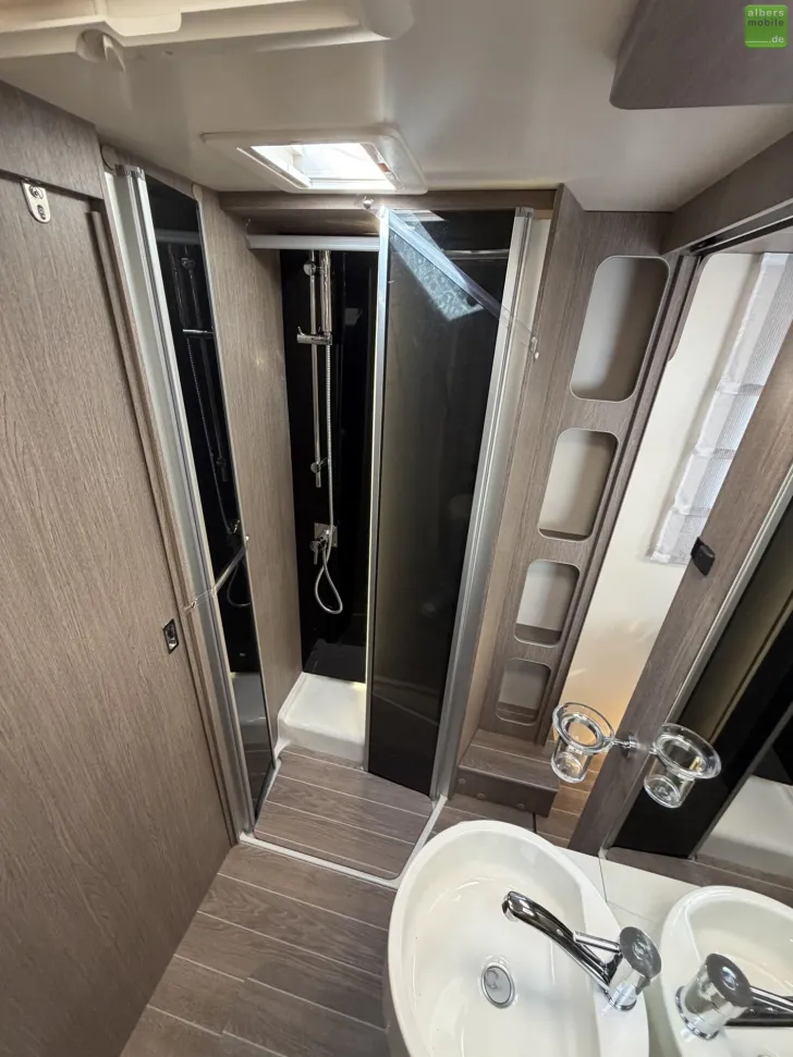 Fahrzeugbild Roller Team Zefiro 266 P Truma C 6 DE Heizung 4100 kg 2026 #20