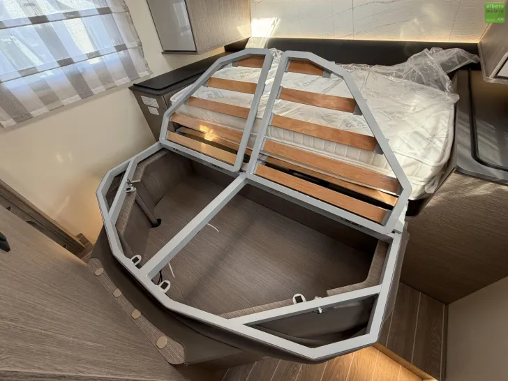 Fahrzeugbild Roller Team Zefiro 266 P Truma C 6 DE Heizung 4100 kg 2026 #25