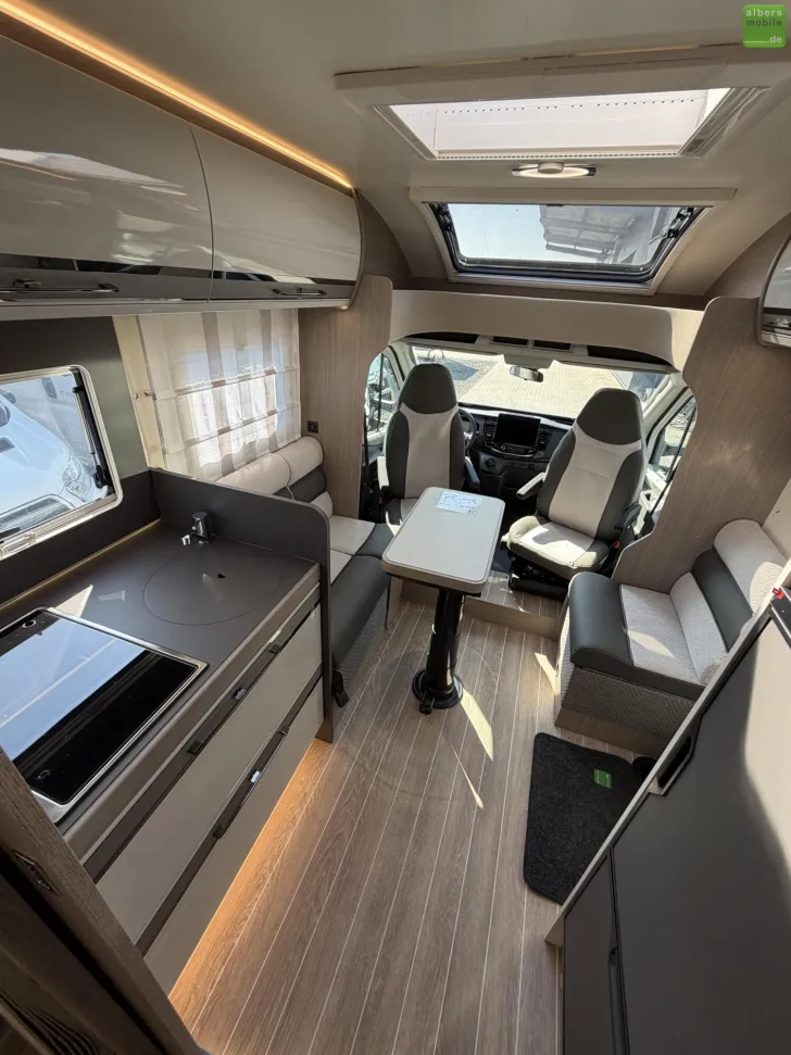 Fahrzeugbild Roller Team Zefiro 266 P Truma C 6 DE Heizung 4100 kg 2026 #26