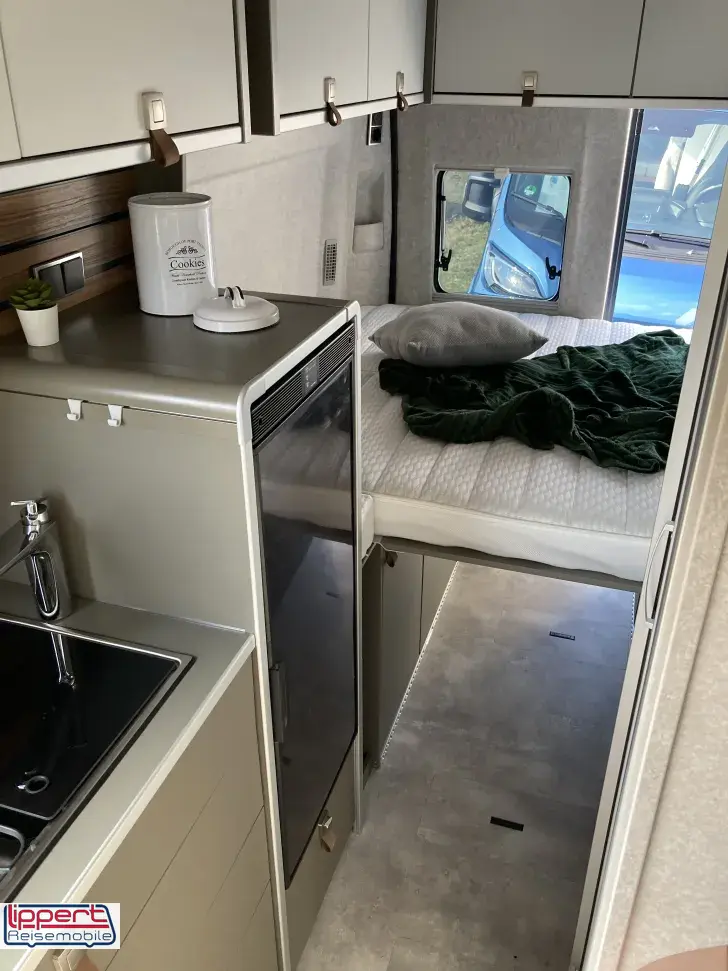 Fahrzeugbild Hymer Camper Van Yellowstone 601 Raumtrennbad #11