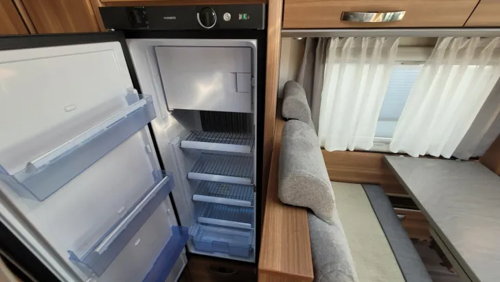 Fahrzeugbild Weinsberg CaraLoft 600 MF *SAT*TV*Klima*Solar*Navi*RFK* #21