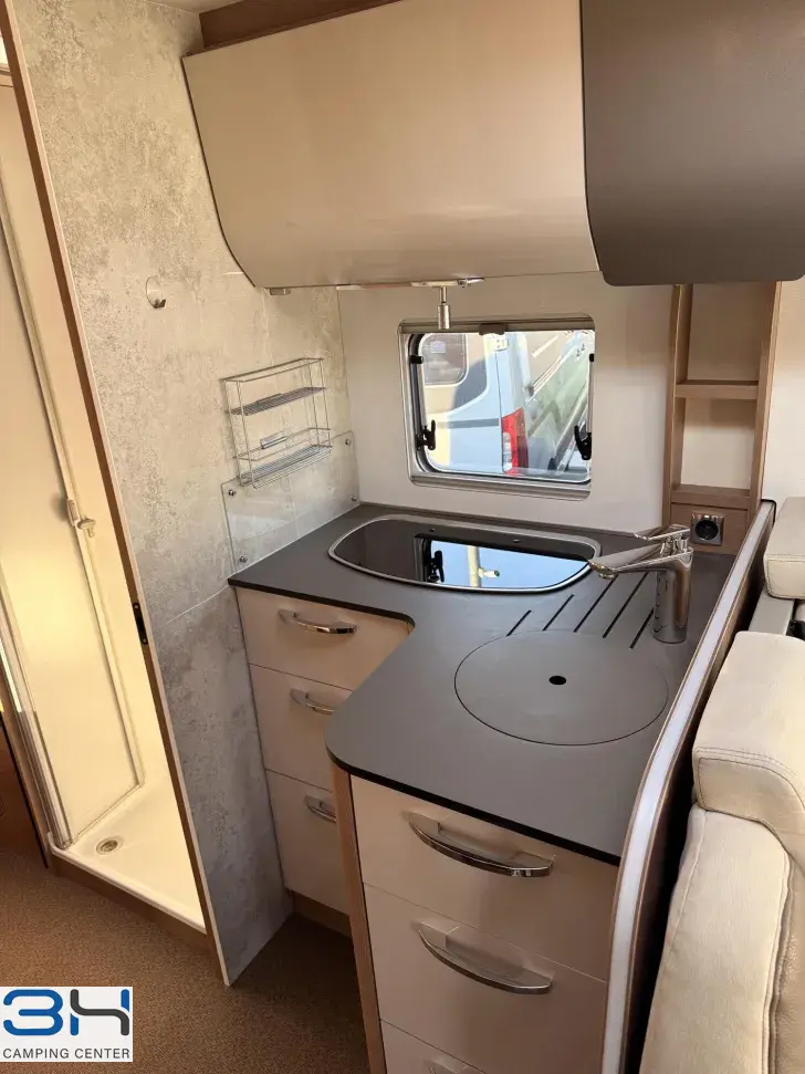 Fahrzeugbild Bürstner Ixeo I 729 #8