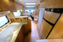 Fahrzeugbild Dethleffs T 6901 Eighty Edition/Festbett/Panorama/2xKlima #8