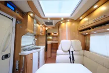 Fahrzeugbild Carthago Chic C- Line 4.2/Einzelbetten+Hubbett/2xKlima #10