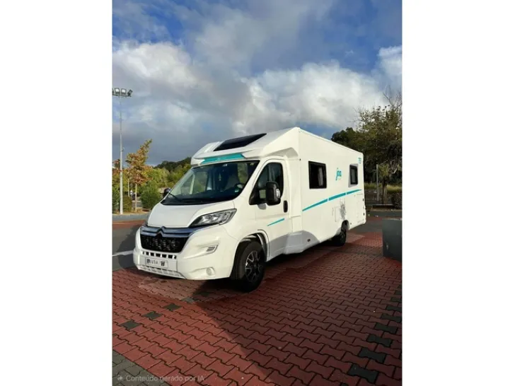 Grundriss Tag Joa Camp Teilintegrierte 75T Well Maintained